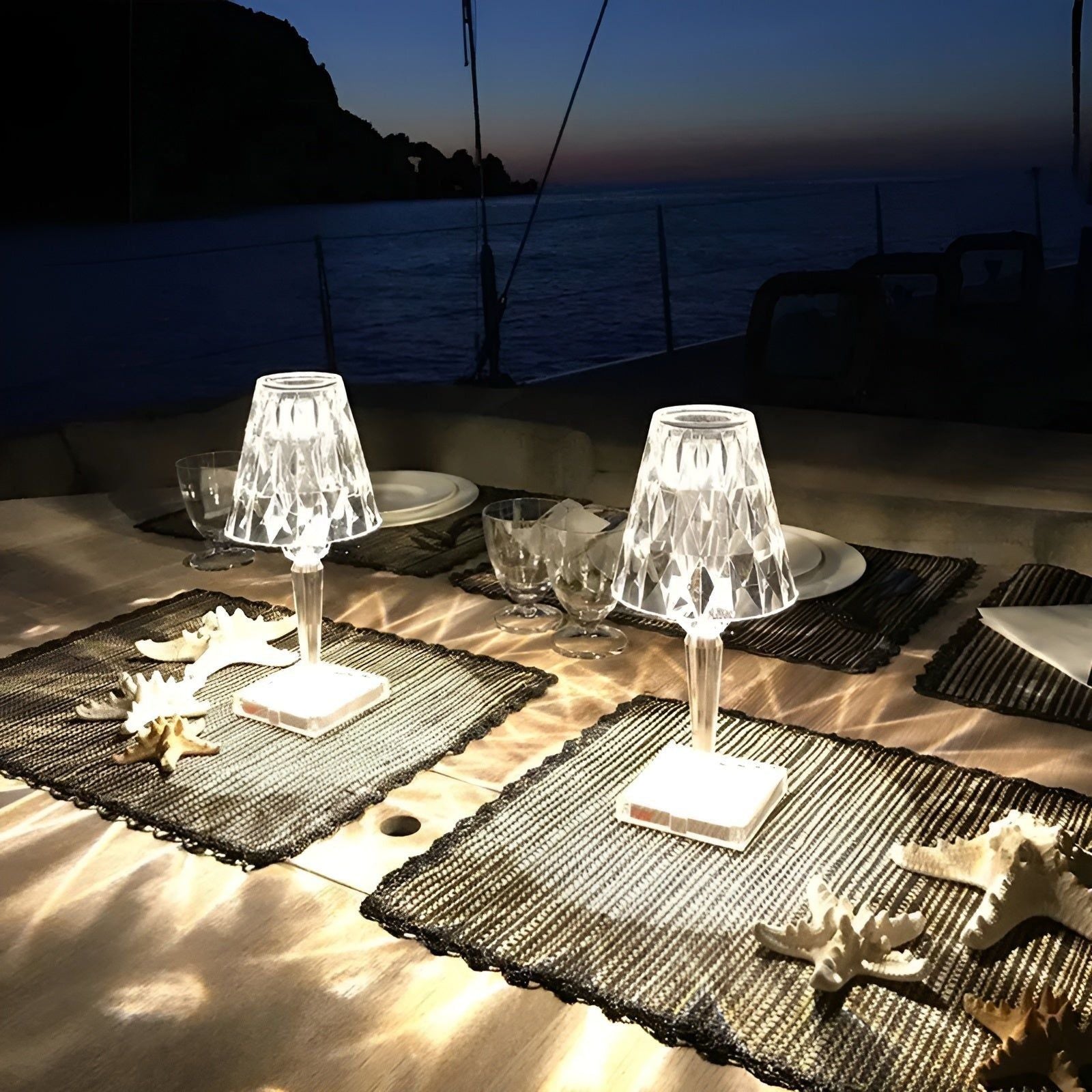Lavamara - Kabellose USB-Kristall-Tischlampe